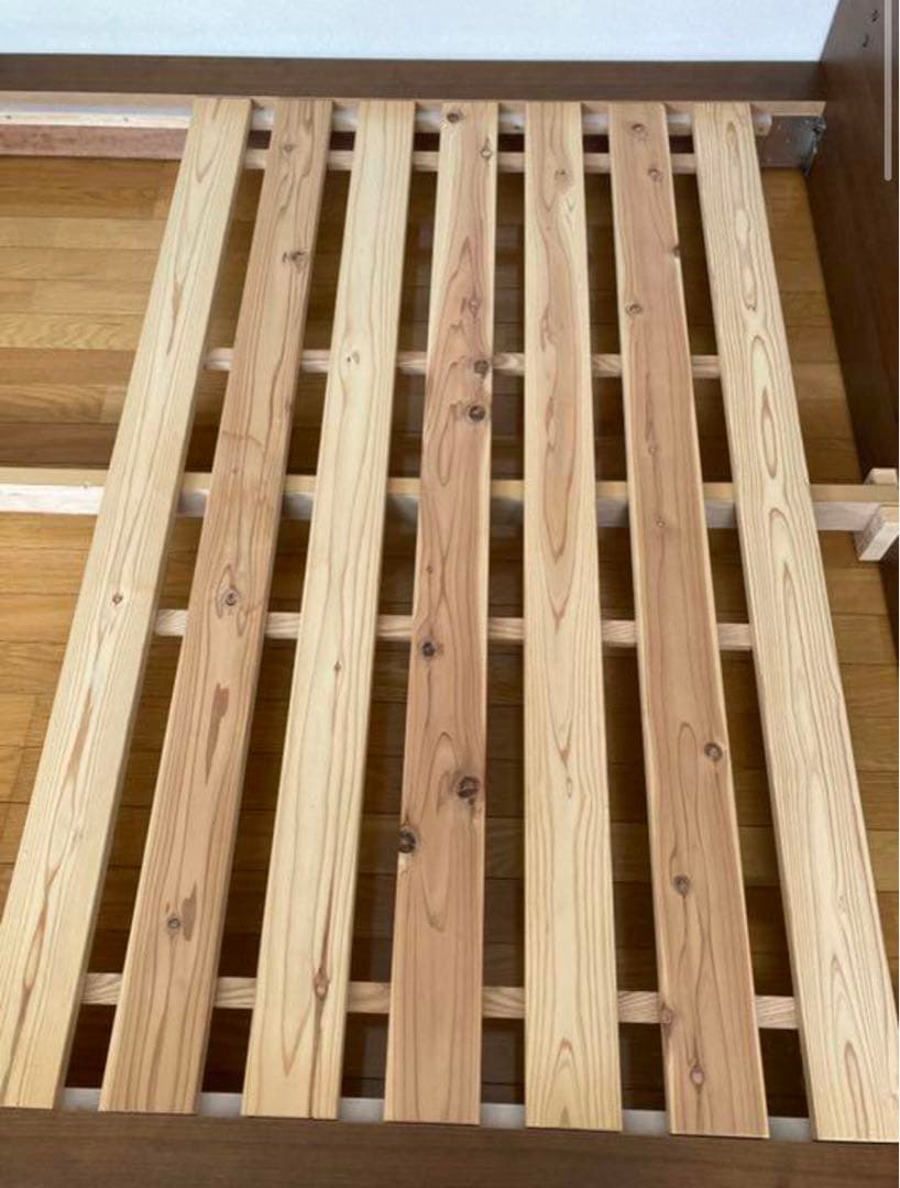 アクタス　木製クイーンベッドフレーム ダークブラウン