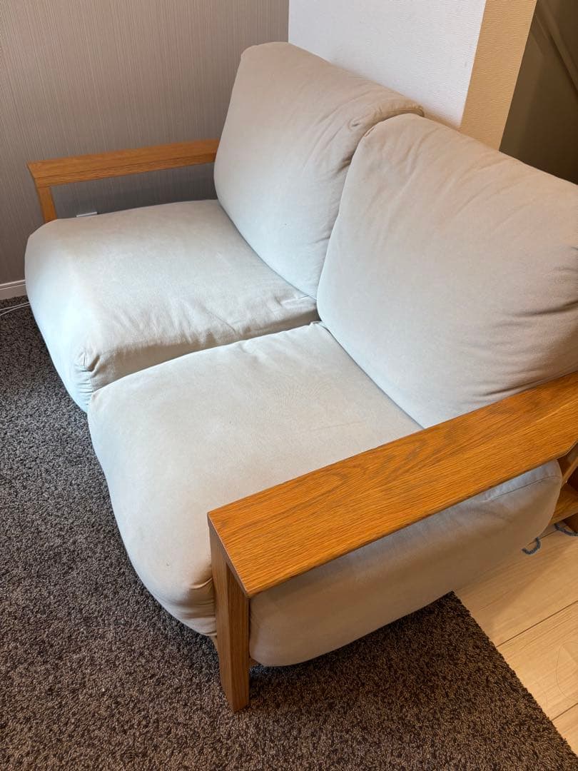 無印良品　ベージュ 布製 2人掛けソファ 木製フレーム