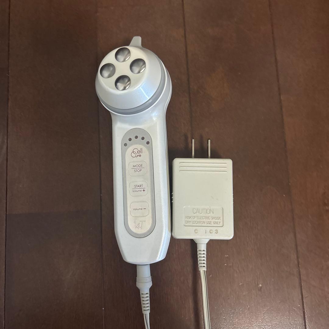 美顔器 セルキュア4t ジャンク品(音が時々変になる)
