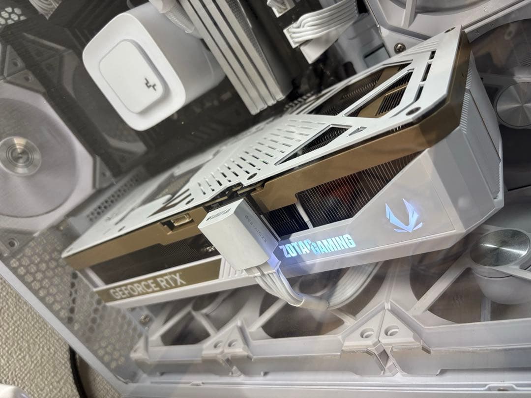 グラフィックボード・グラボ・ビデオカード ZOTAC GAMING GeForce RTX 5090