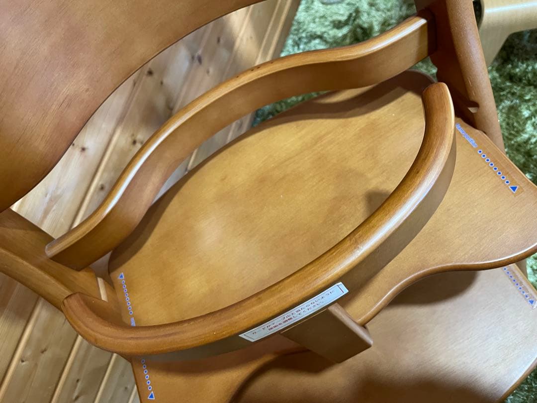 極美品　大和屋　すくすくチェアプラス　テーブルガード付き　ベビーチェア