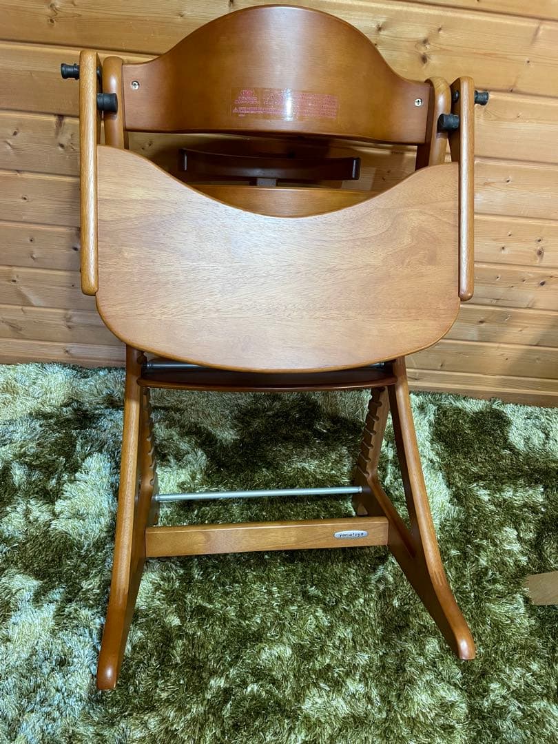 極美品　大和屋　すくすくチェアプラス　テーブルガード付き　ベビーチェア