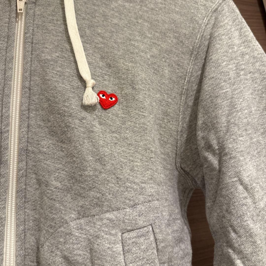 PLAY COMME des GARCONS プレイコムデギャルソン　パーカー