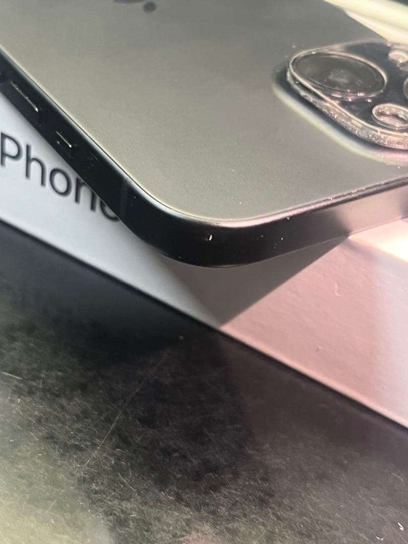 ヴーヌーフンiPhone15 128GB 黒 SIMフリー