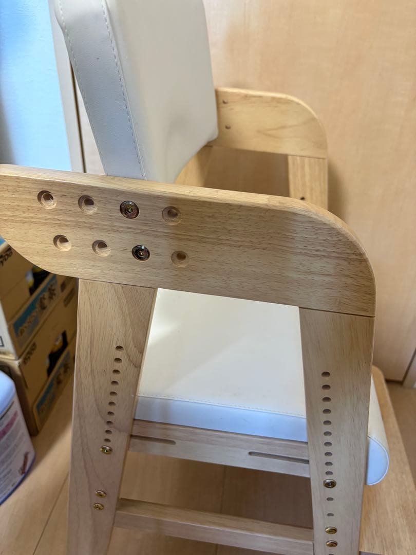 タンスのゲン　ガード付きハイチェア