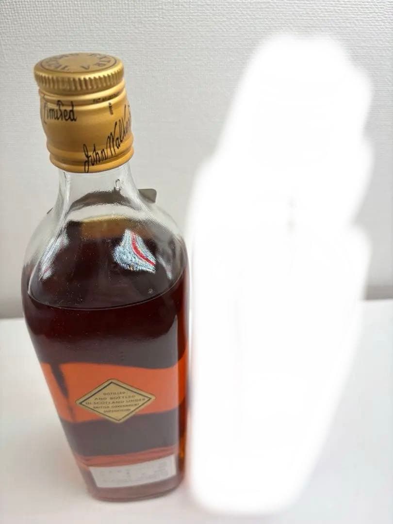 1本古酒JohnnieWalkerBlack Label白紋章ジョニーウォーカー