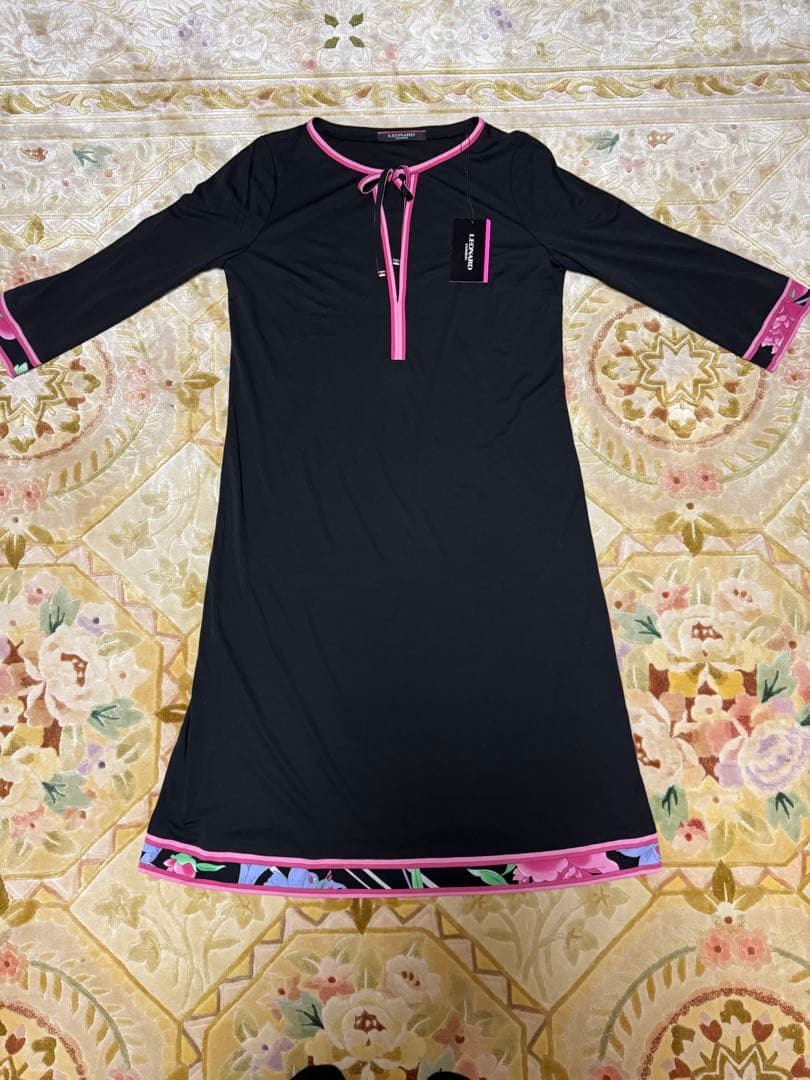 レオナールワンピース　サイズ42