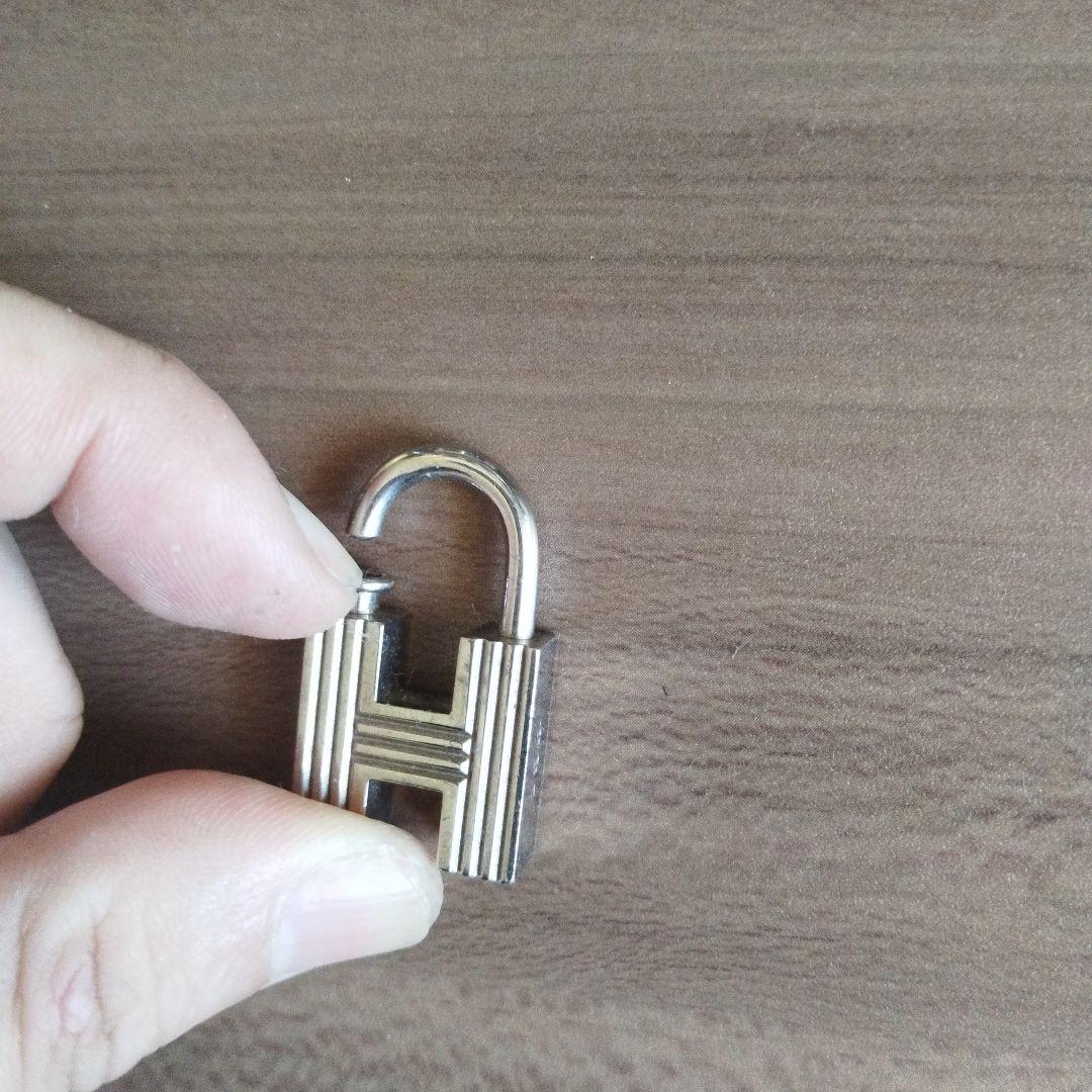 HERMES Key H型 キーリング ネックレス BURBERRY Chrom