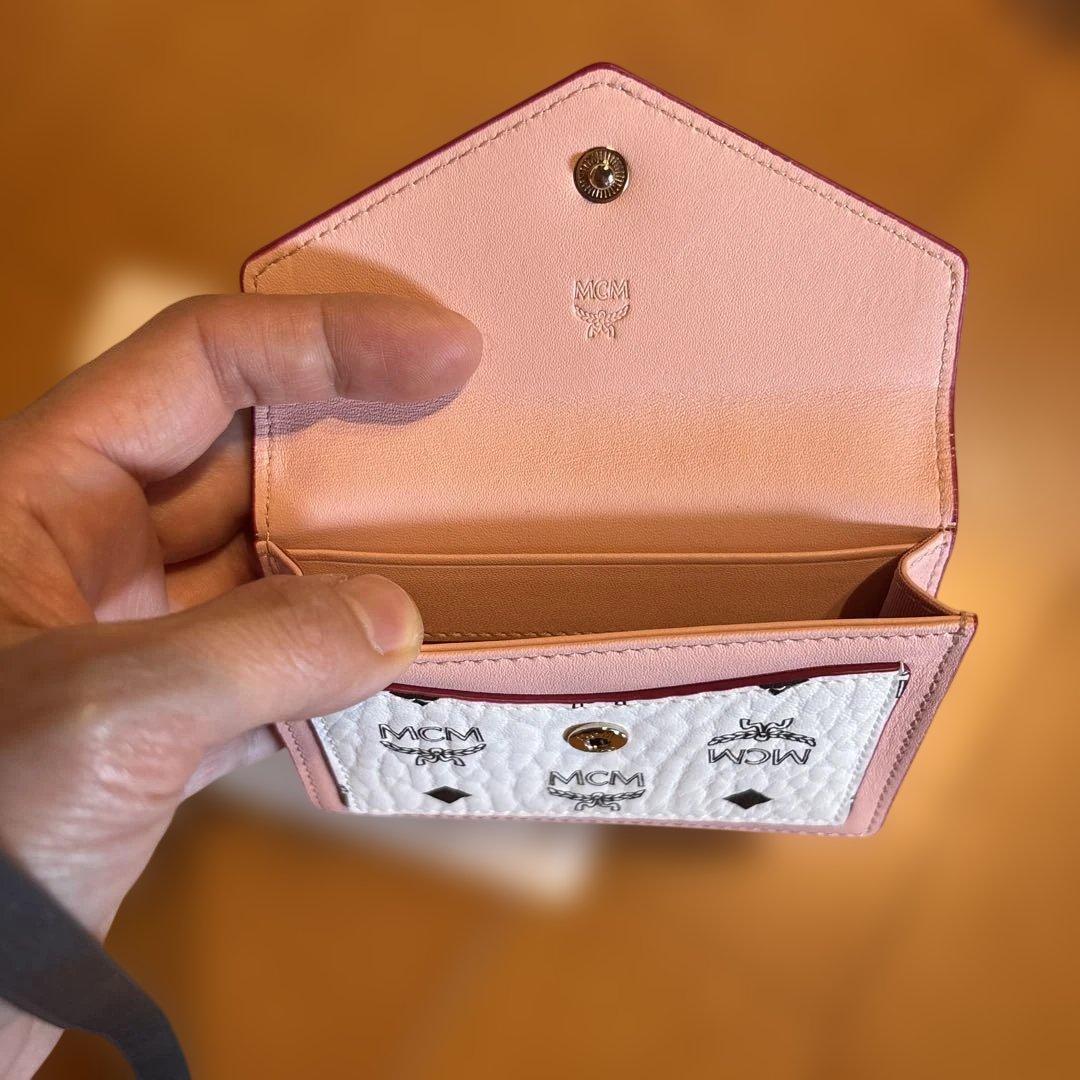 MCM ピンクレザー名刺入れ