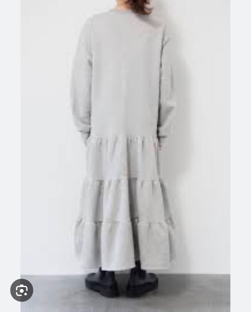 新品未使用　plusOTO.HA裏起毛ティアードスウェットワンピース/グレー