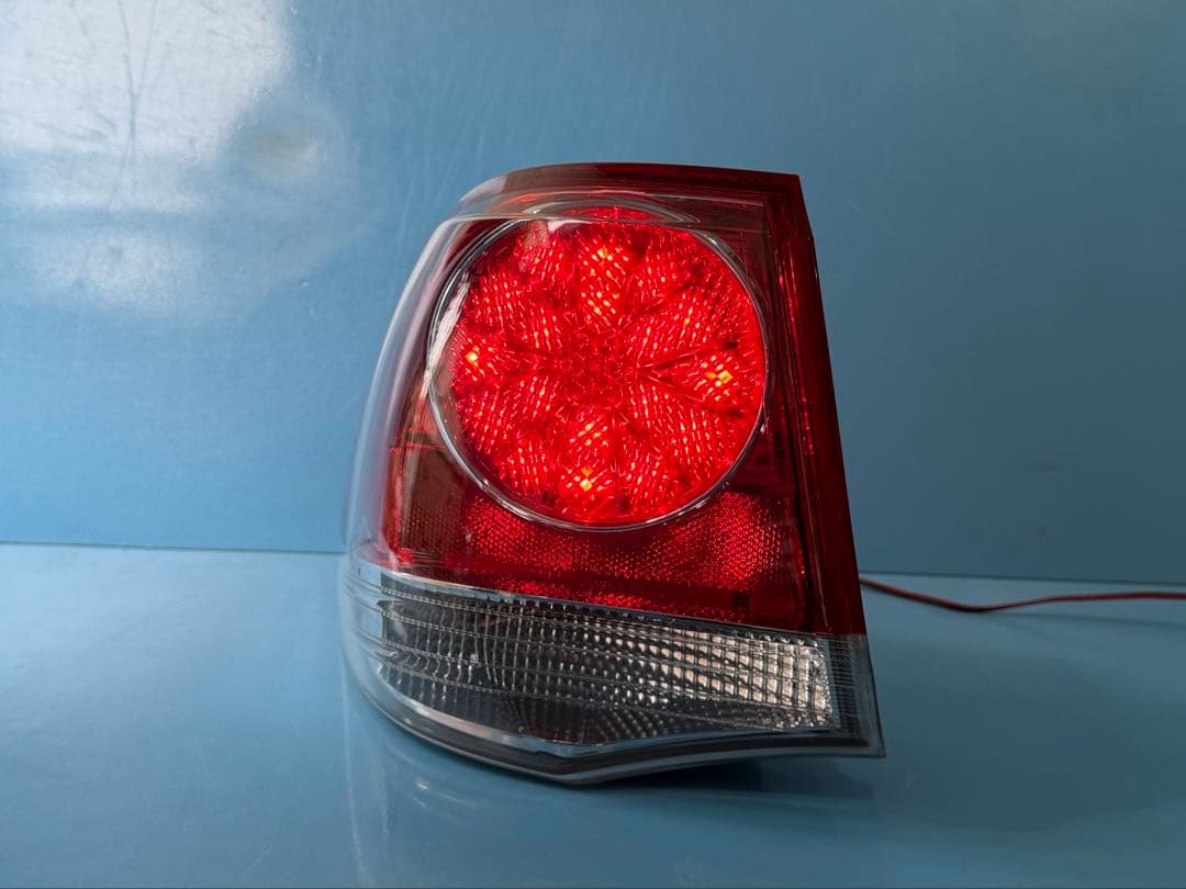200系クラウン　アスリート後期　テールランプ　ライト　左　20クラウン　トヨタ