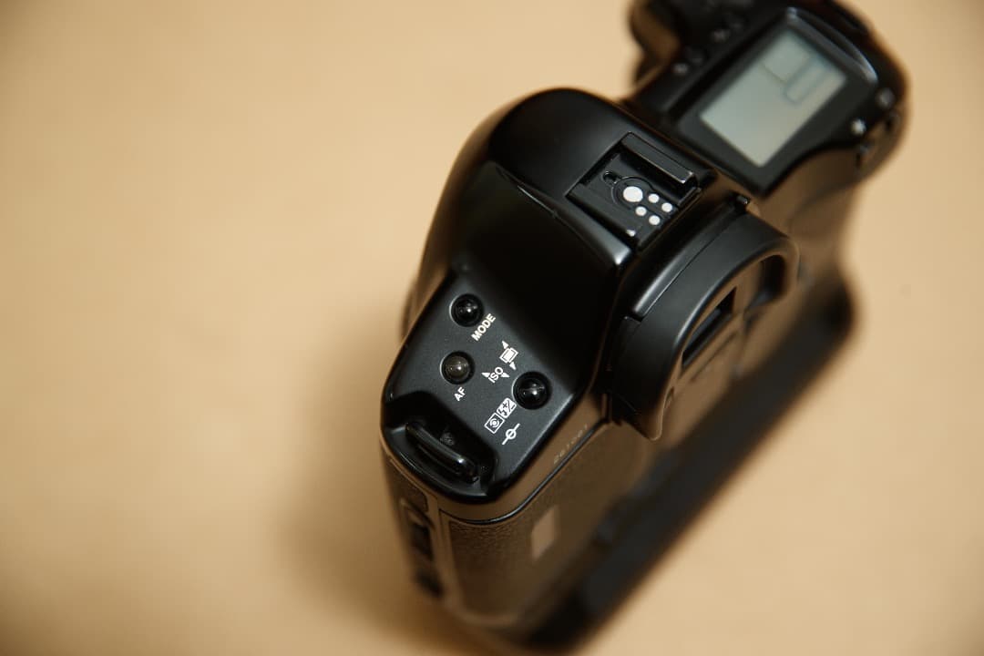 ★完動良品★ CANON EOS-1N RS