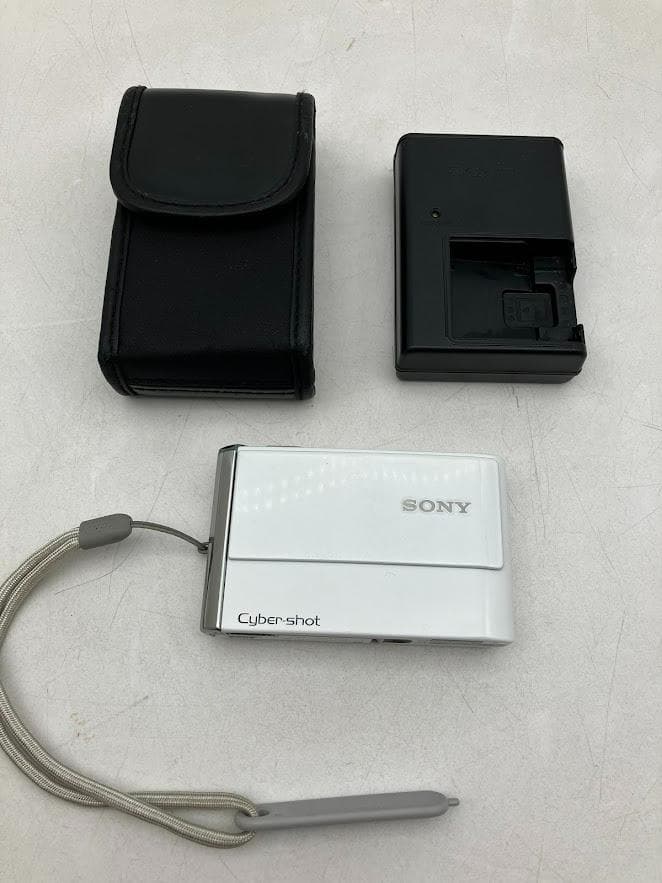 【美品】SONY Cyber-shot ホワイト コンパクトデジタルカメラ