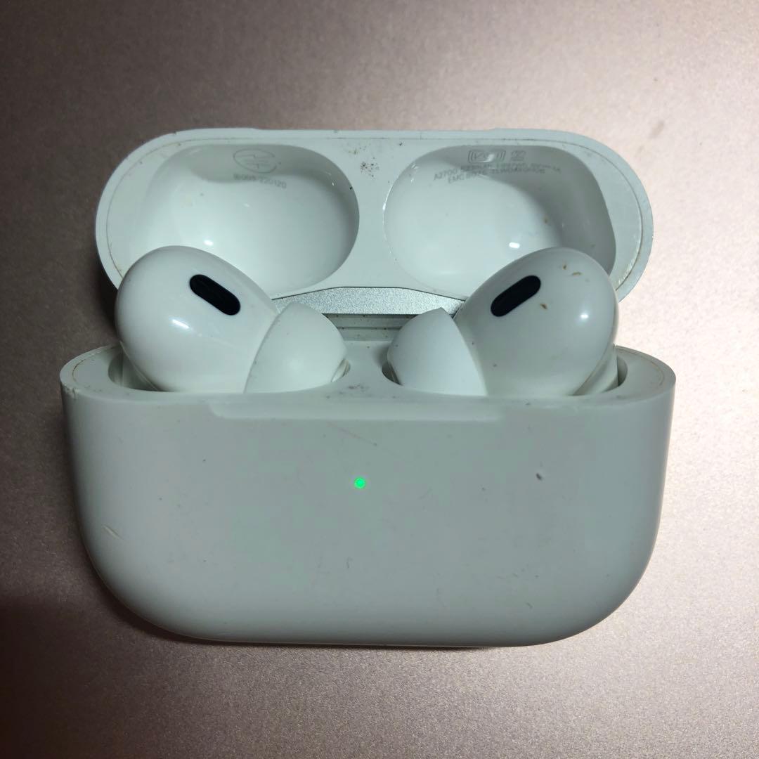 Apple AirPods Pro 第2世代　lightning