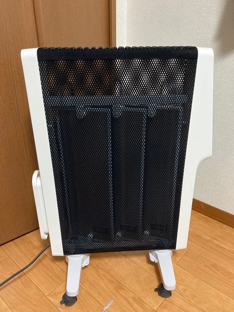 2022年製シロカ 遠赤軽量ヒーターかるポカ CST-M331（W）