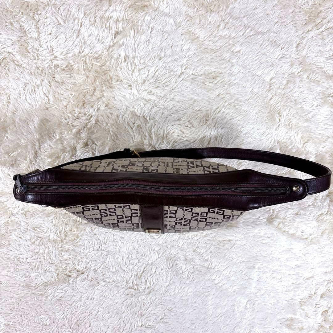 GIVENCHY ジバンシィ ショルダーバッグ モノグラム 4G PVC レザー