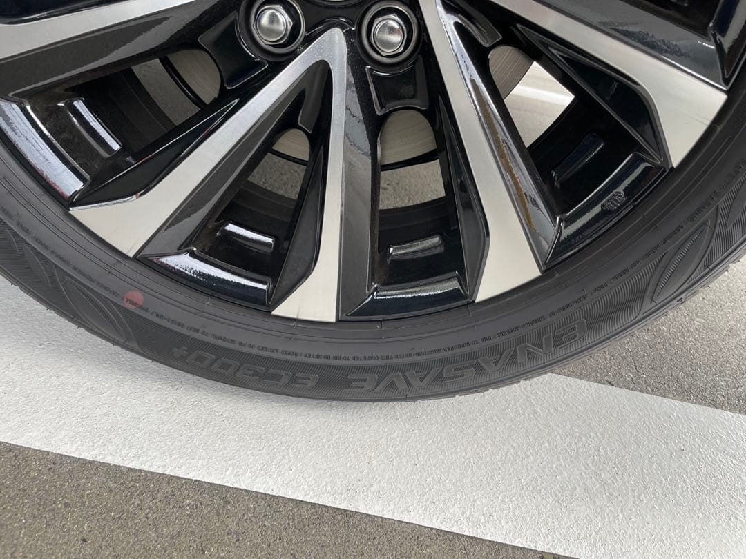 【25年製】送料込トヨタ90系　ノア　ヴォクシー　4本　ナット付