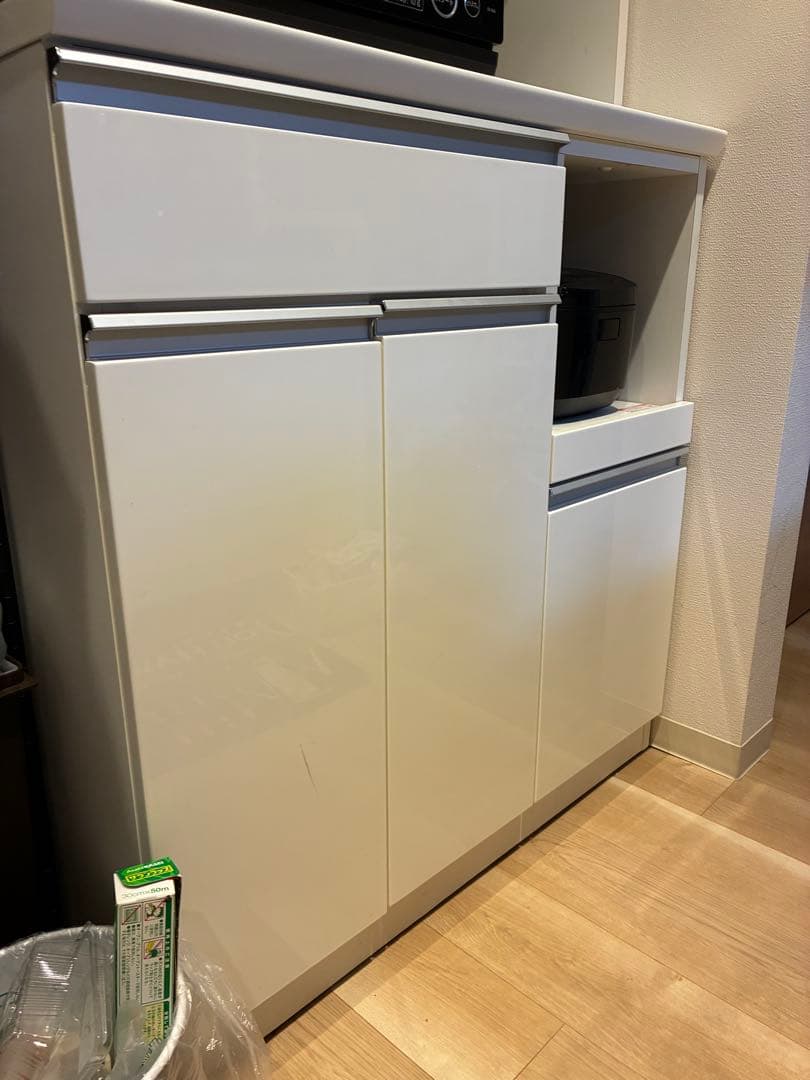 『値下相談可』 ホワイト 木製 食器棚 レンジボード　ニトリ