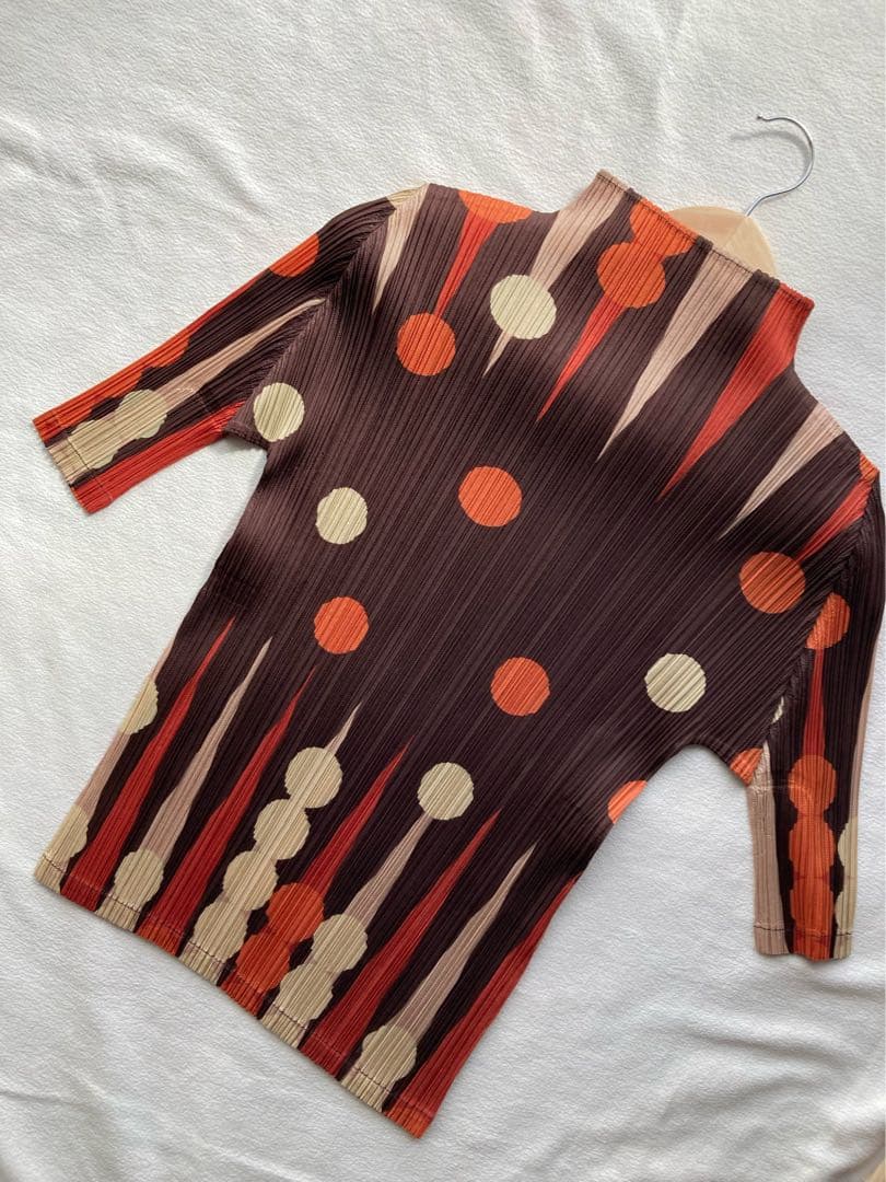 美品　サイズL相当　イッセイミヤケ　プリーツ加工　セットアップ　ドット　ブラウン