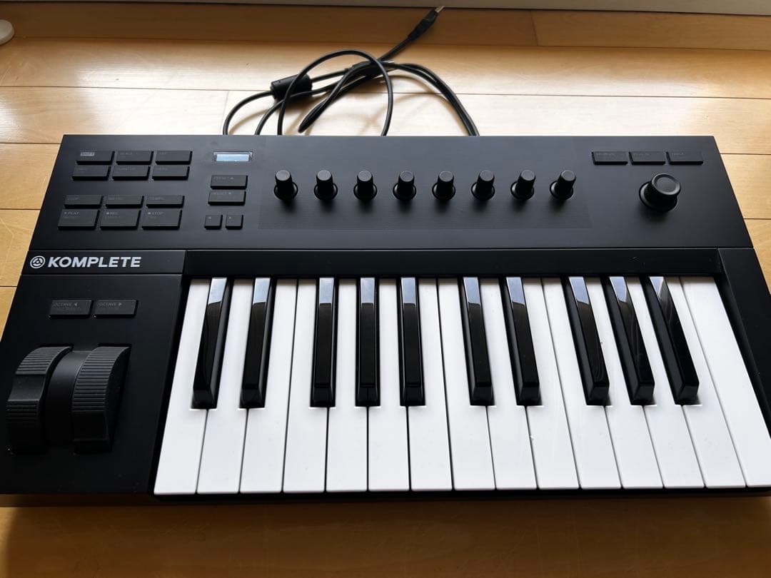 A*u様 KOMPLETE KONTROL A25 MIDIコントローラー