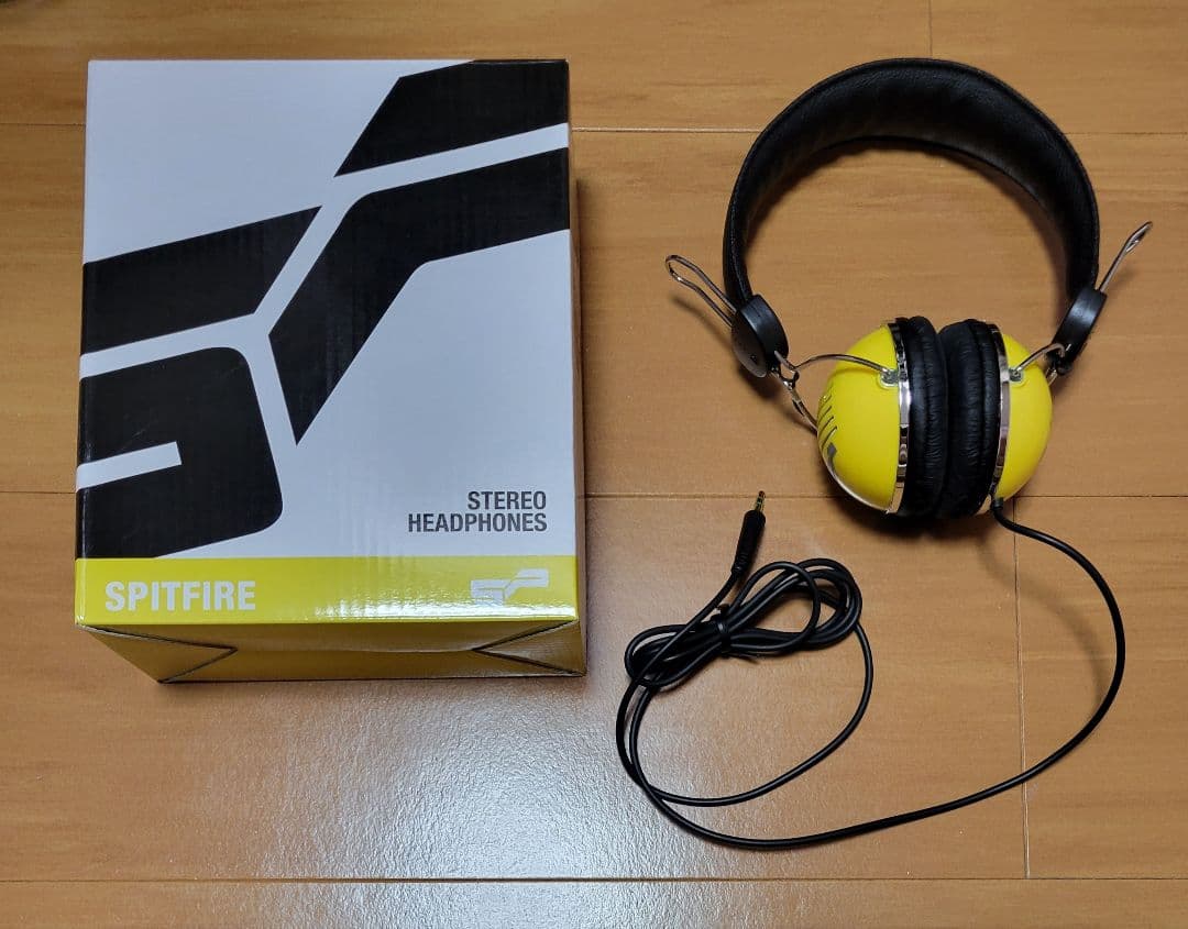 Spitfire R2(シェルドン) イエロー 11GR2-YE