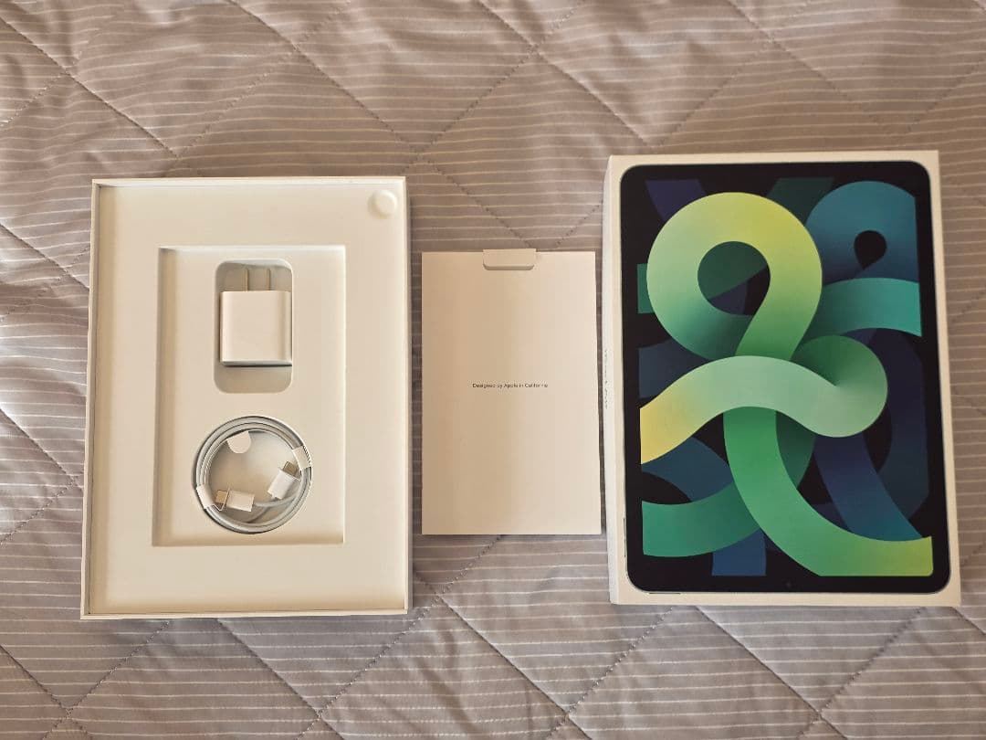 【256GB】iPad Air 第4世代 Wi-Fiモデル 箱・備品あり