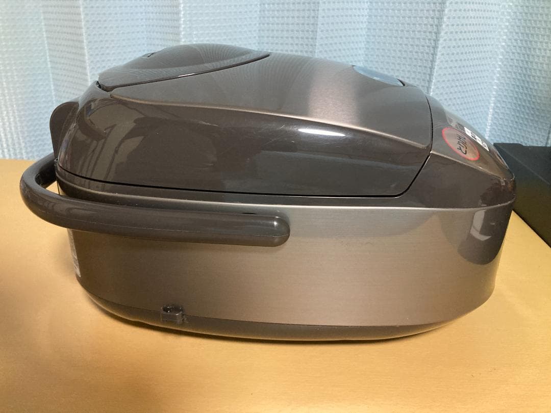 oruchan ★美品★2023年製★ 象印 NW-VF10K1 極め炊き