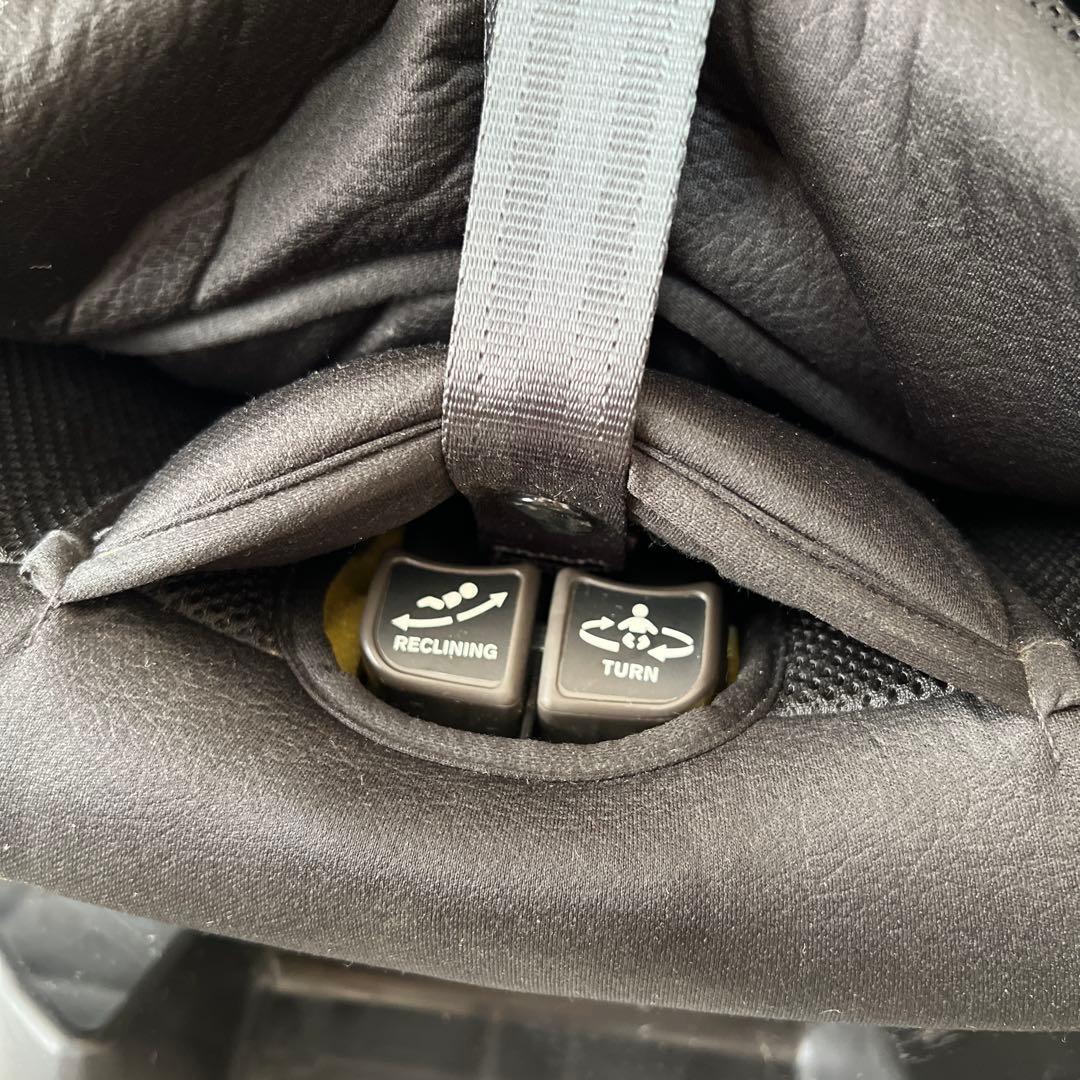 コンビ 回転式 チャイルドシート ISOFIX CC-UID