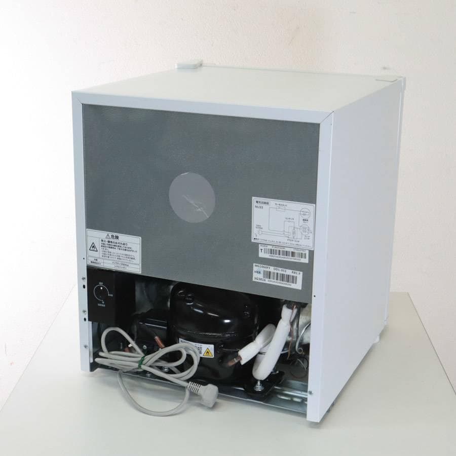 23年製 ハイアール 33L 前開き式冷凍庫 JF-NU33A ホワイト 小型