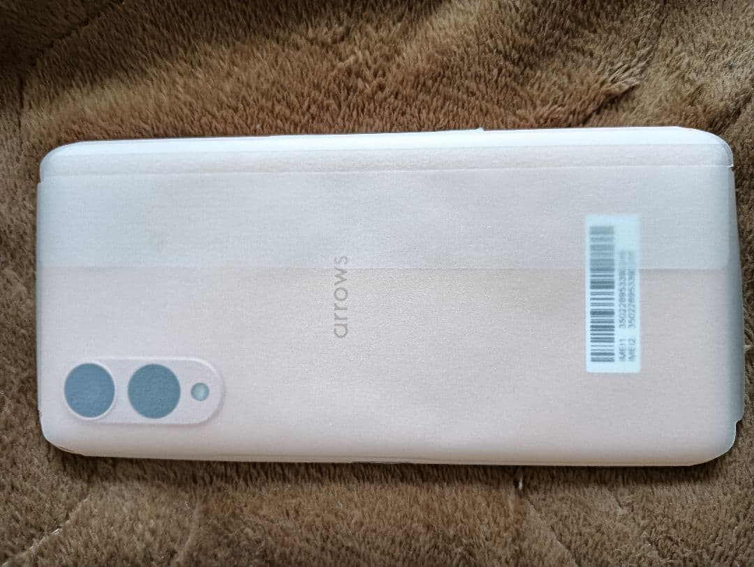 arrows We2 M07 ライトオレンジ新品、未使用・128GB