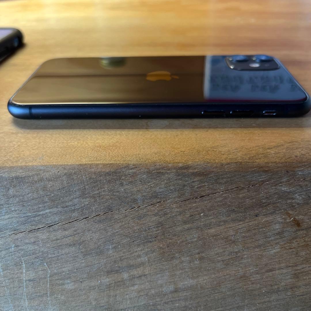 【極美品】Apple iPhone 11 64GB