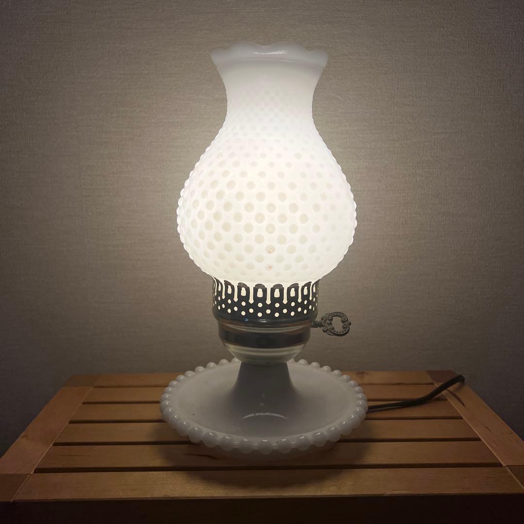 ビンテージランプ　ミルクガラス　ホブネイル　ゴールド