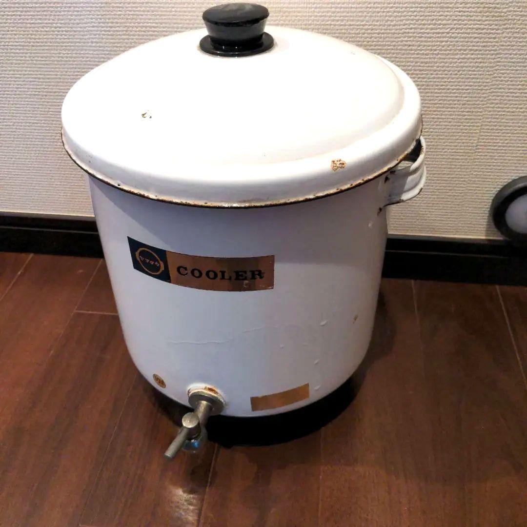 昭和レトロ　ホーロー　琺瑯　タンク　ウォータージャグ　ポット　水瓶　コック付き