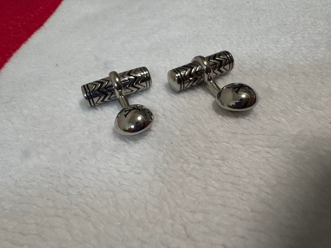 ルイヴィトン　カフリンクス