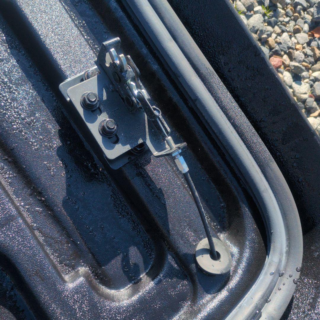 ハイラックス 純正オプションハードトノカバー