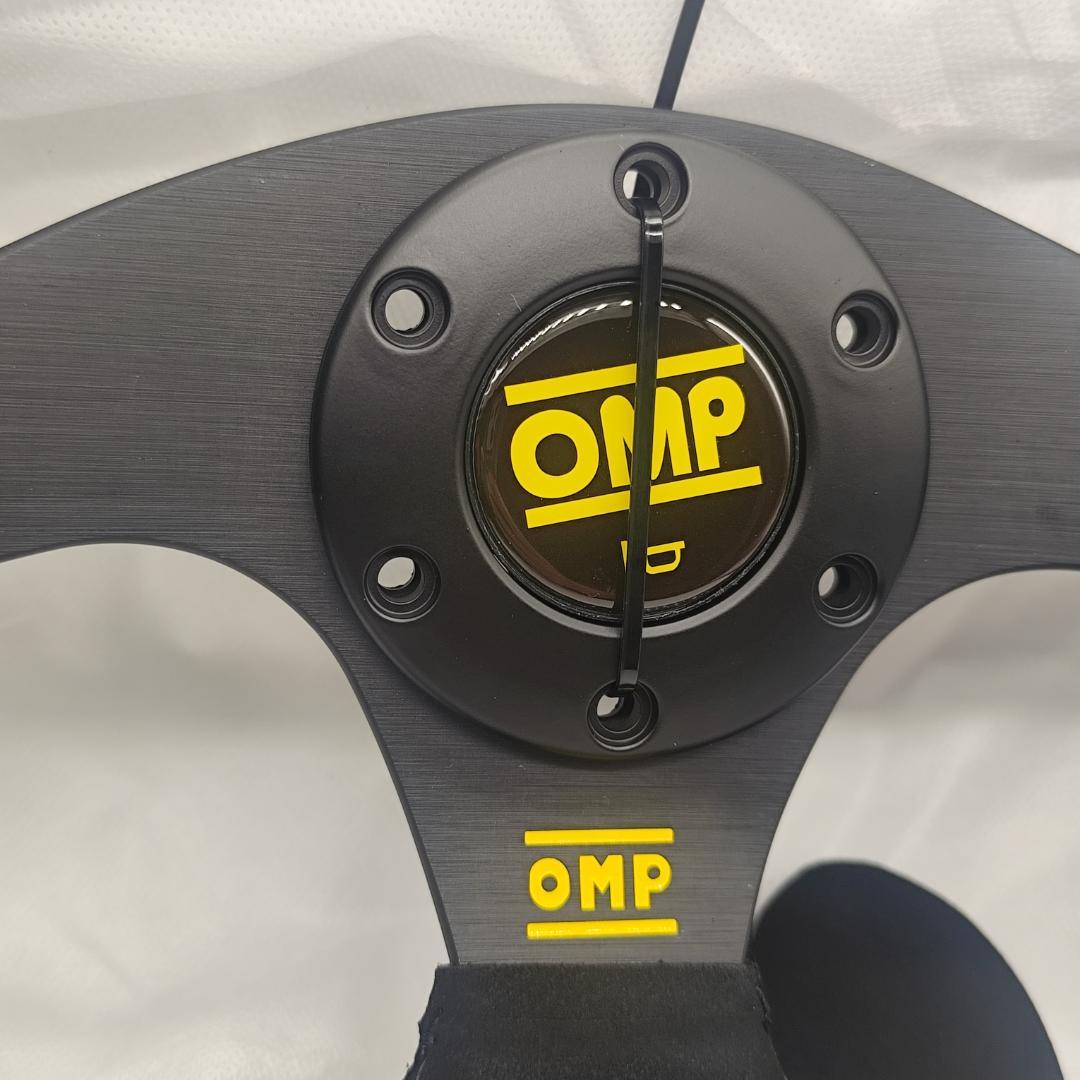 OMP オーエムピー スーパークアドロ ステアリング ハンドル 黒・黄色