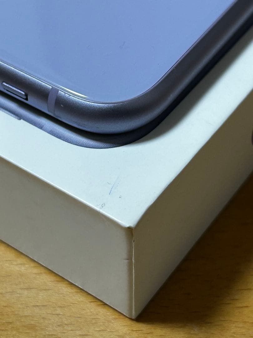 Apple iPhone 11 本体 パープル　箱有り