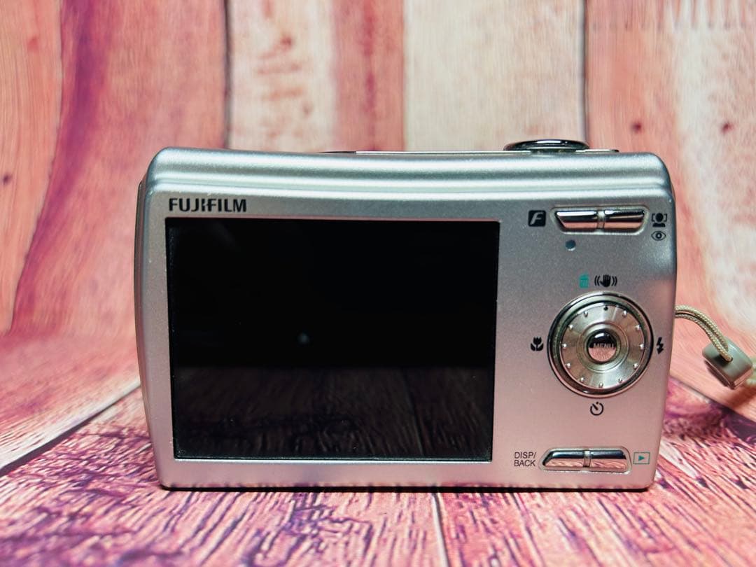 箱付き FUJIFILM 富士フィルム FINEPIX F100 デジタル