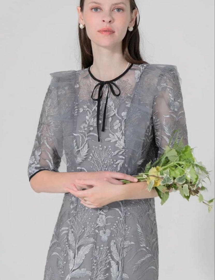 【ひろりん】Leja 刺繍レース配色パイピングショルダーフリルマーメイド