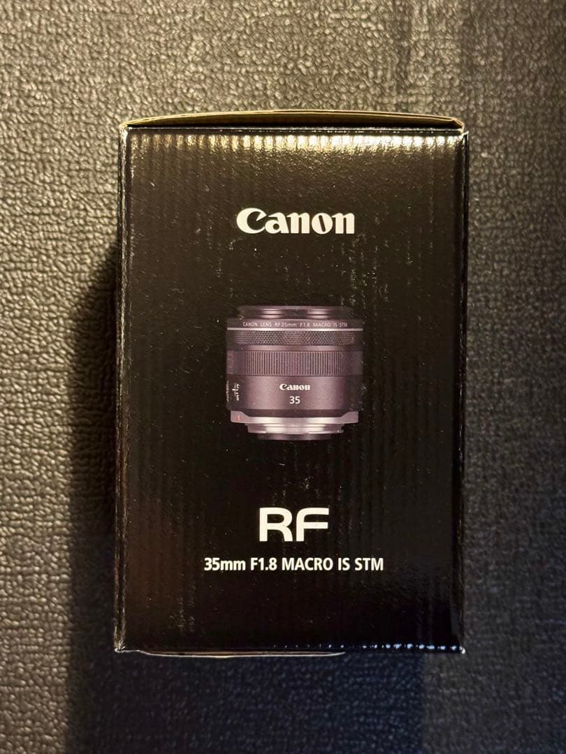 Canon RF 35mm F1.8 MACRO IS STM【元箱切取なし】