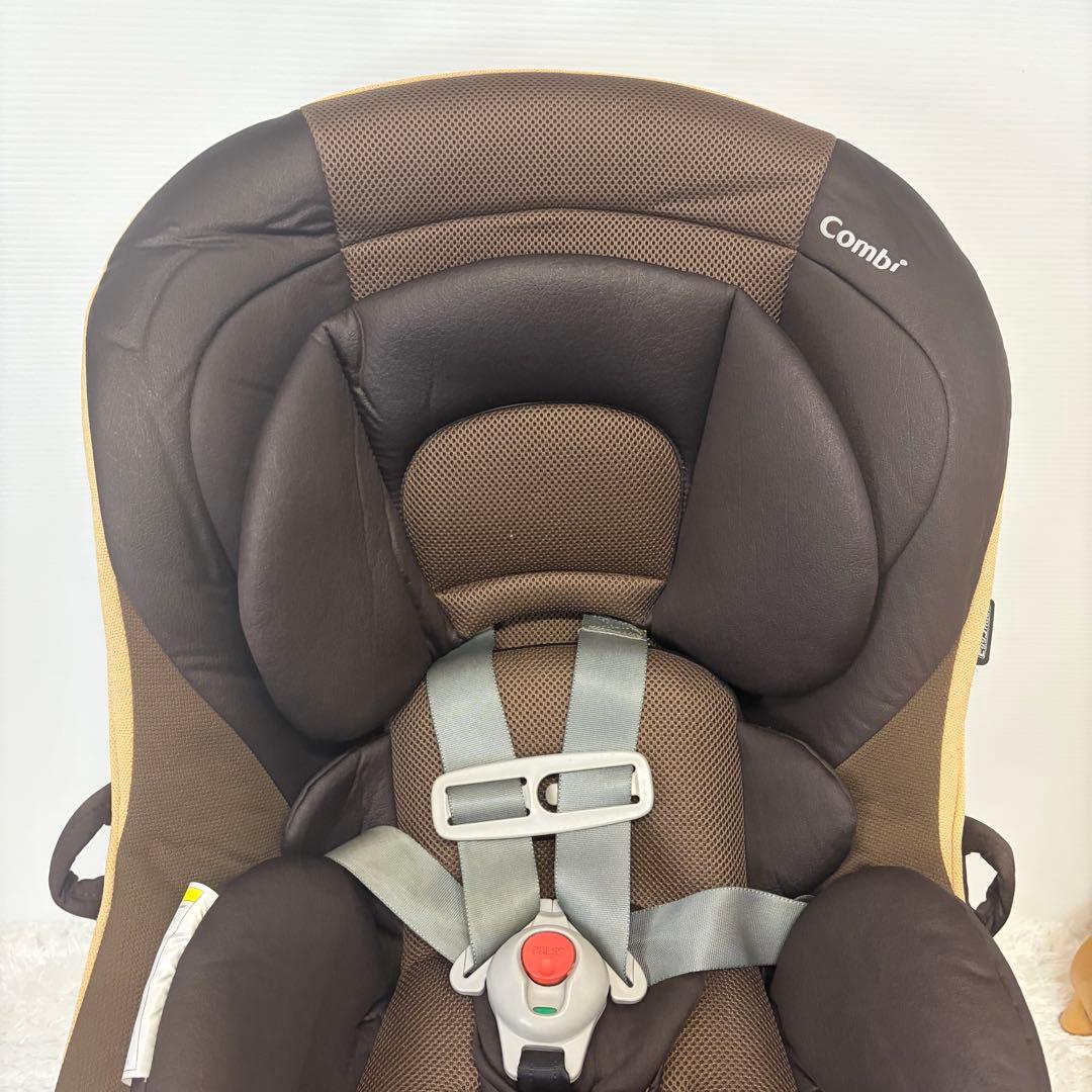 Combi コンビ ゼウスターン EG ZZ チャイルドシート　回転