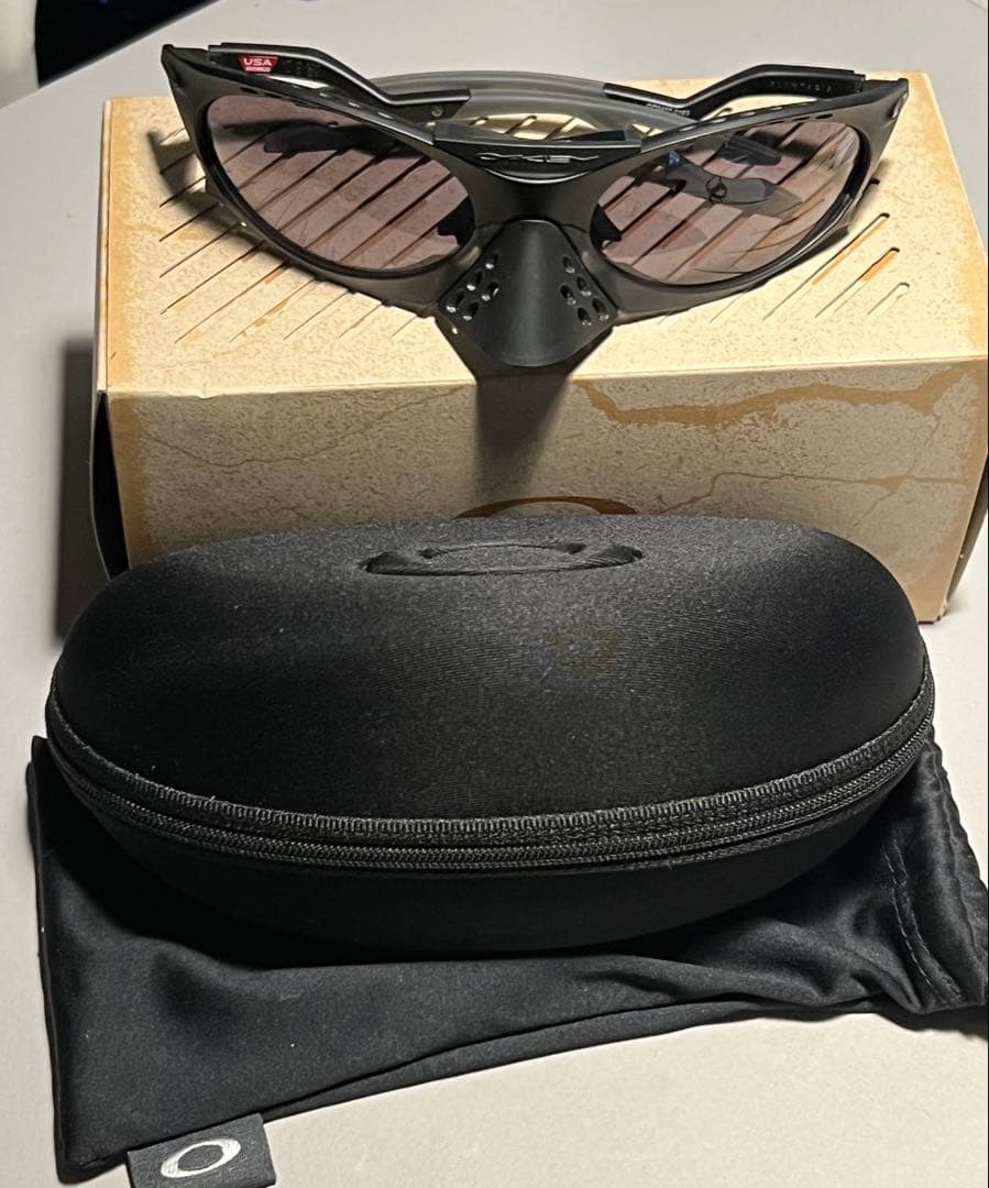 OAKLEY PLANTARIS オークリー プランタリス サングラス