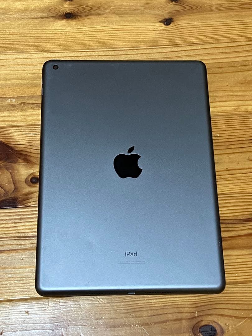 Apple iPad 第8世代 32GB 本体(箱付き)