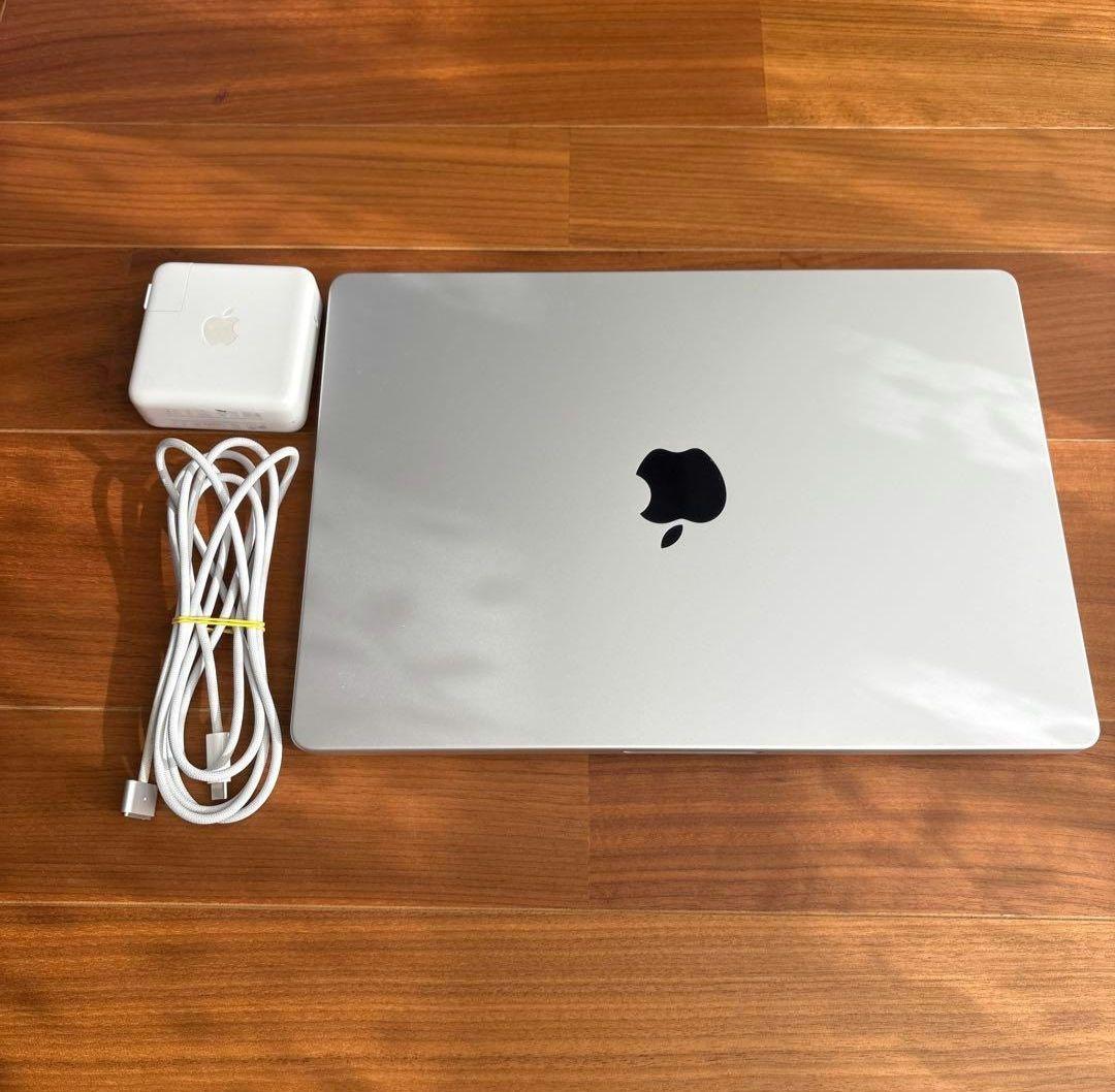 【超美品】MacBook Pro M1 PRO 14インチ 2021