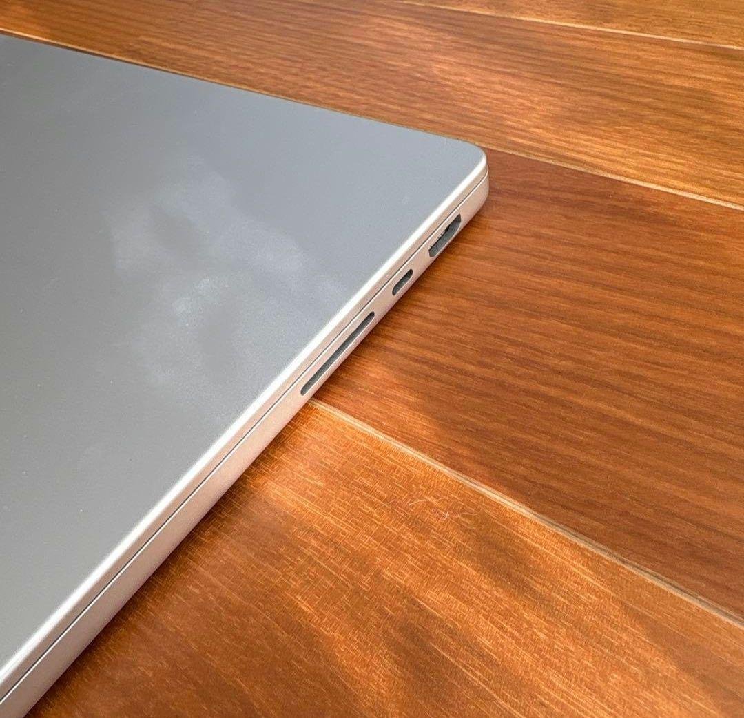 【超美品】MacBook Pro M1 PRO 14インチ 2021