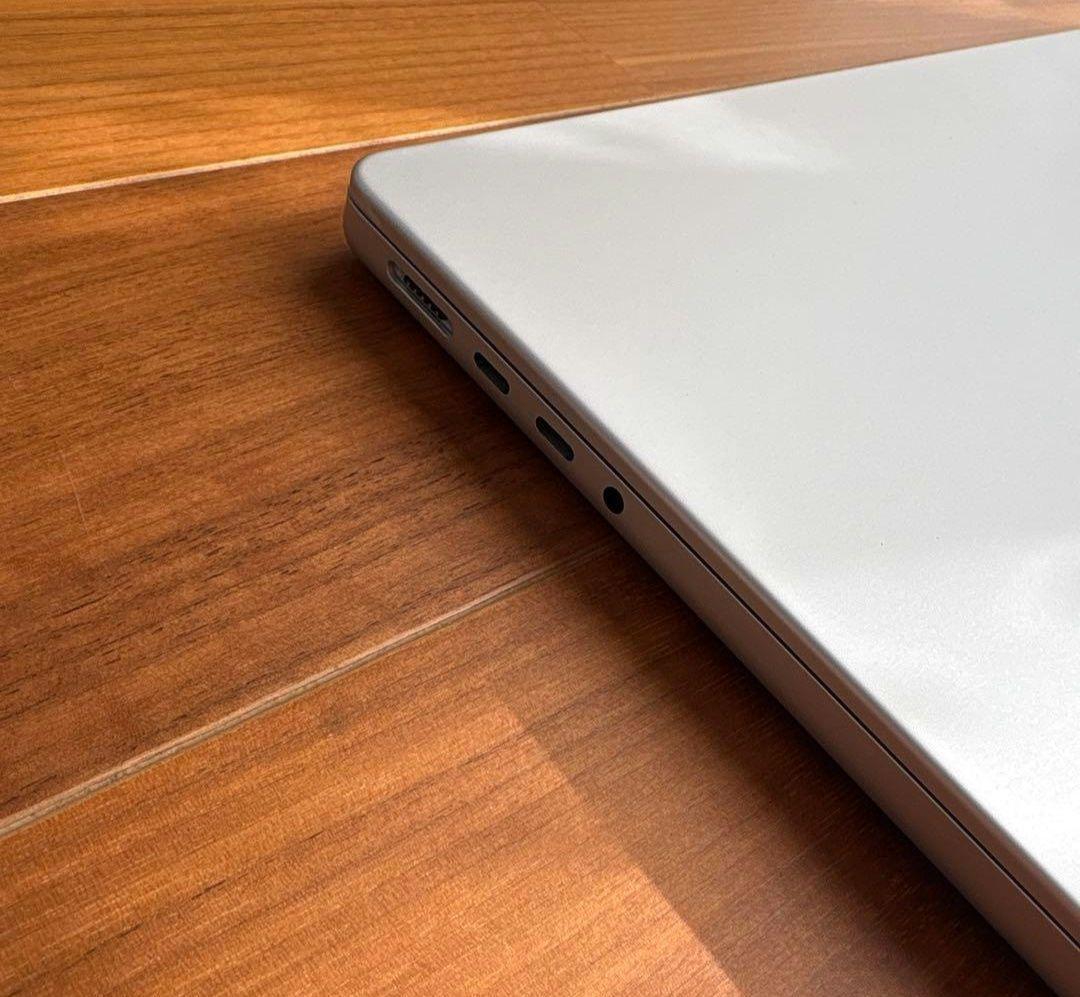 【超美品】MacBook Pro M1 PRO 14インチ 2021