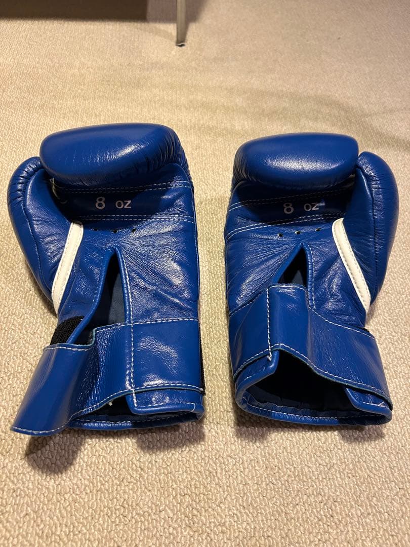 Winning ボクシンググローブ 8 oz ブルー