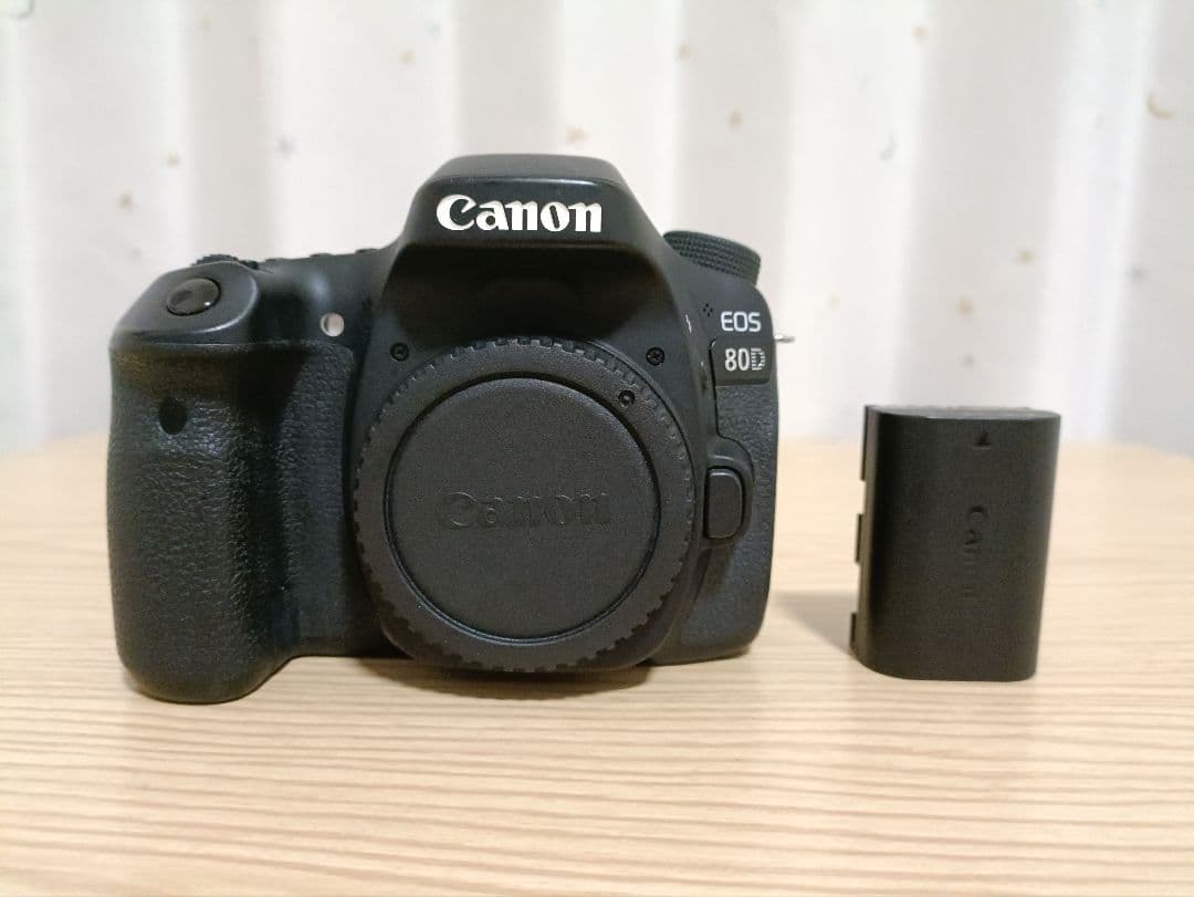 Canon EOS 80D 一眼レフカメラ 本体 バッテリー付き