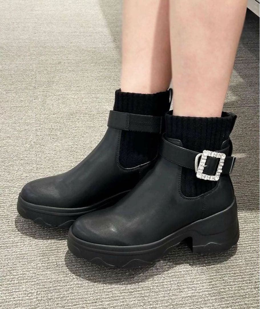 ＋Diana ビジュー付きブーツ　ブラック　　美品