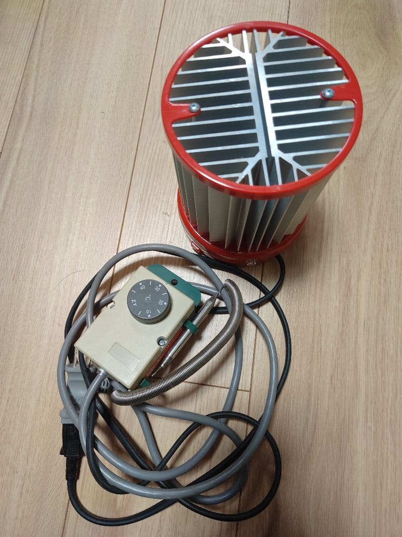 温室用パネルヒーター 昭和精機工業㈱ 200W サーモスタッド付き